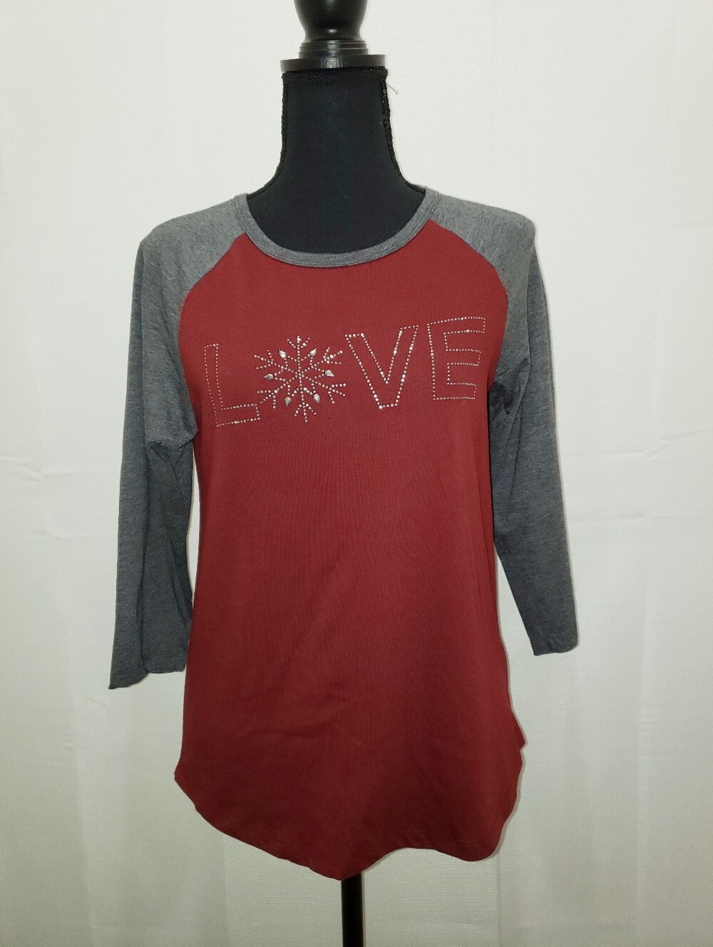 Women's Red & Gray "LOVE" Graphic Baseball Tee